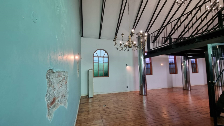 Commercial Property for Sale in Woodstock Western Cape